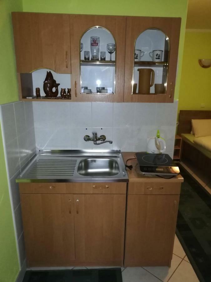 Apartman Pri Zamocku Бешенёва Экстерьер фото